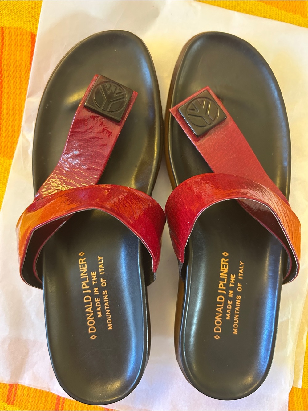 Donald Pliner Floris Sandal Red Patent Leather Wedge Slides Women’s Size 8